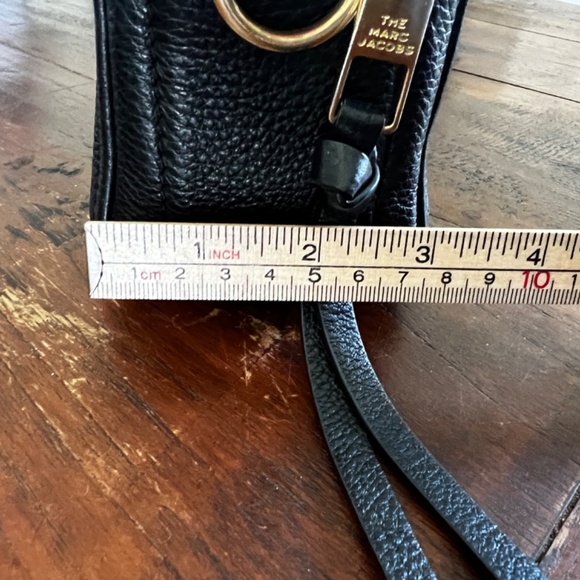 MARC JACOBS The Softshot Black Leather Crossbody Camera Bag - Picture 13 of 14